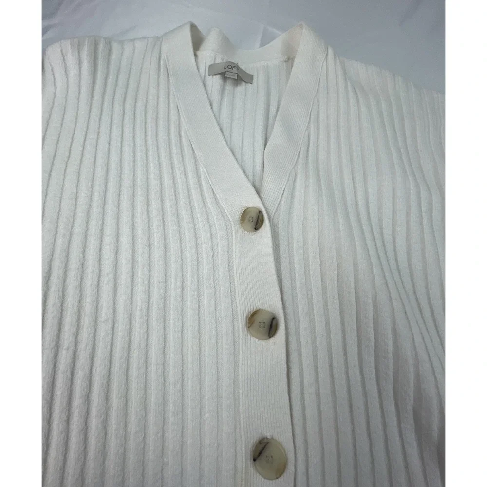 LOFT WOMENS IVORY RIBBED BUTTON FRONT CARDIGAN SWEATER SIZE M SOFT KNIT